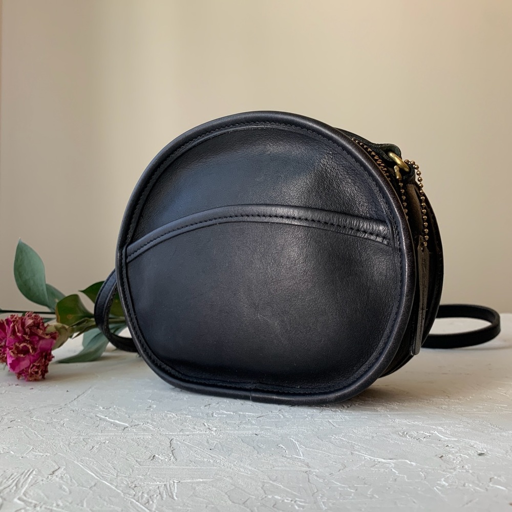 Black Vintage Coach Canteen (9982) Mini Crossbody Bag with Zipper